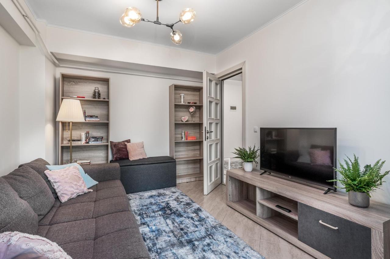 Dreamgarden Airport Apartment & Secure Parking & Airport Shuttle Yaş Dış mekan fotoğraf